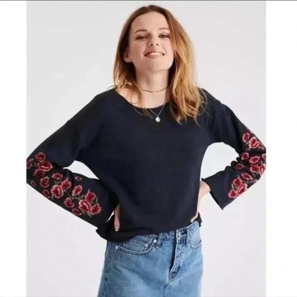 Vintage American Eagle Y2K Grey Blue Cropped Floral Embroidery Sweatshirt Size S